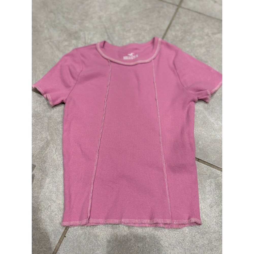 Hollister Ribbed Baby Tee in Pink Size Small